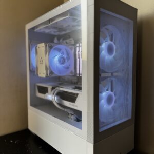 Lauaarvuti "Coolmax"